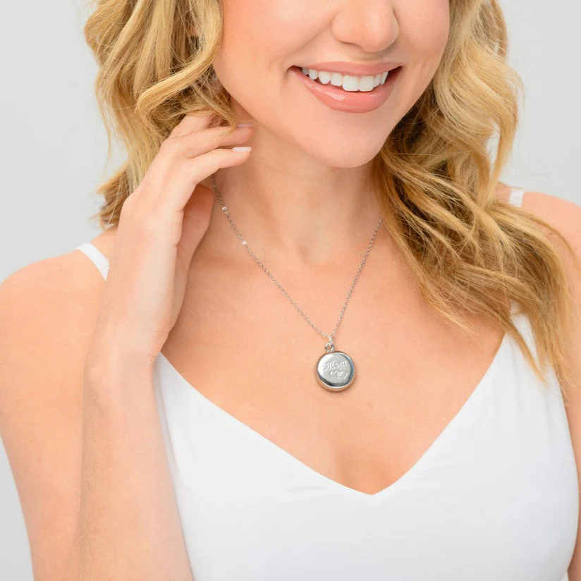 MOM Necklace - Image 3